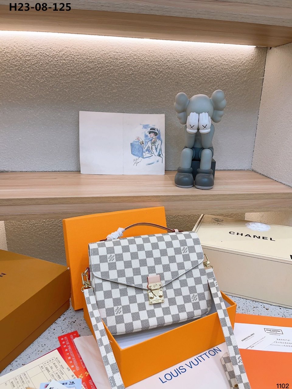 Louis Vuitton Pochette Metis Damier Azur 24Cm view 3
