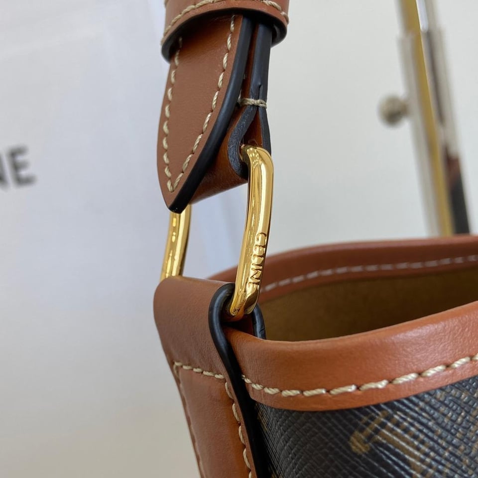 Celine Medium Bucket IN Triomphe Canvas And Calfskin 27cm/10.6in Tan Color 12500 DKK view 4