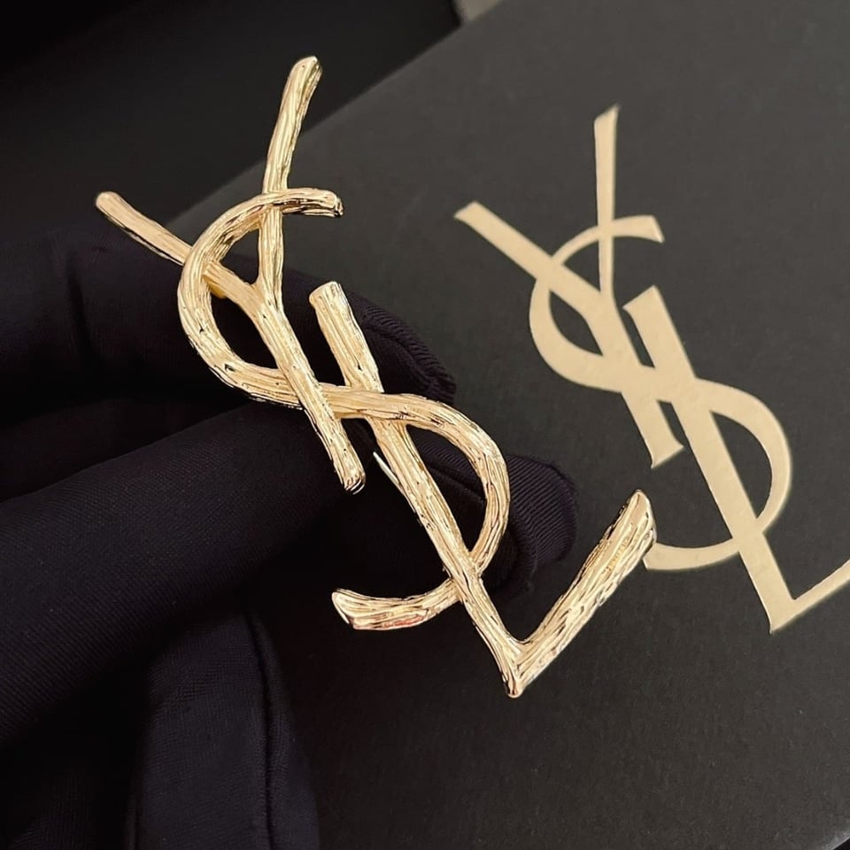 Saint Laurent Ysl Brooch Gold 748486Y1500 8007 view 5