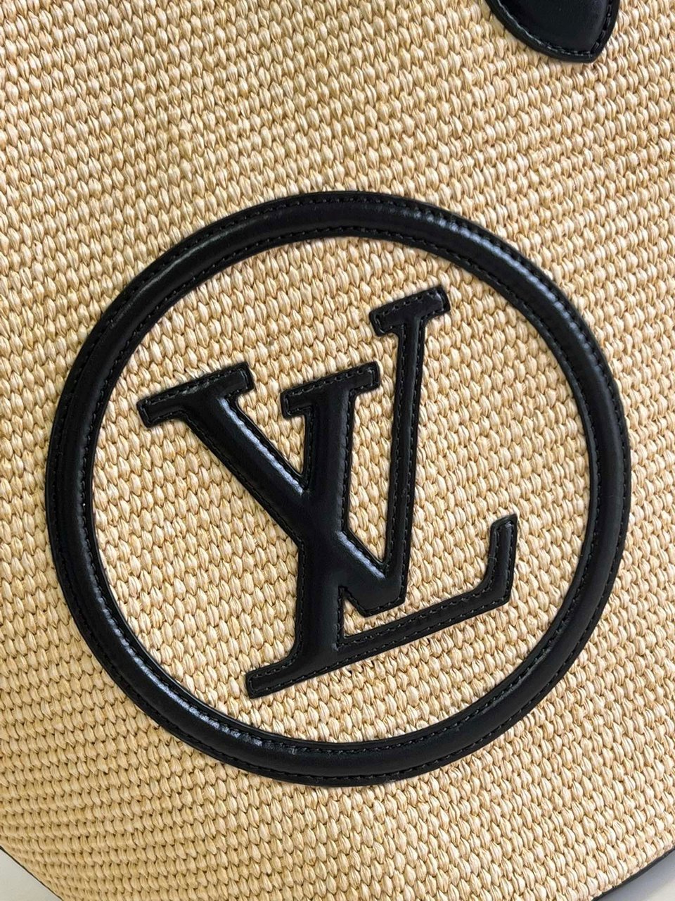 Louis Vuitton Saint Jacques 57Cm Black view 5