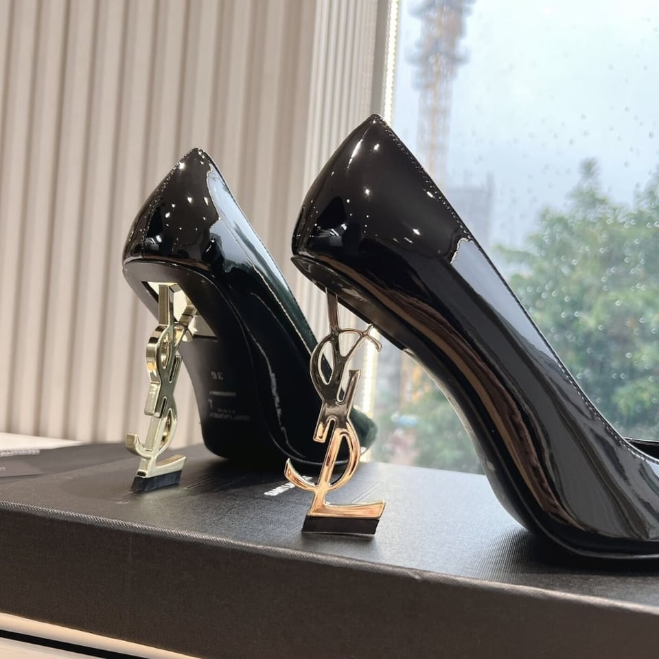 Saint Laurent Opyum Pumps In Black 4720110Npkk1000 view 4