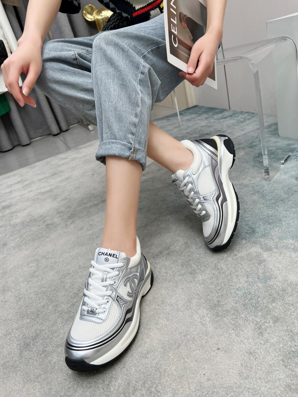 Chanel 23C Silver Metallic Cc Logo Lace Up Flat Runner Trainer Sneaker White G39792 Y56368 K5451 view 8