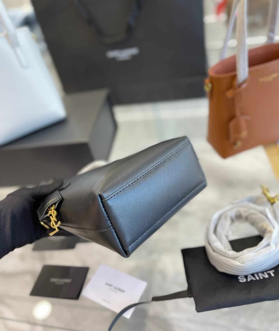 Saint Laurent Shopping Saint Laurent Mini Bag In Box Black 18Cm view 7