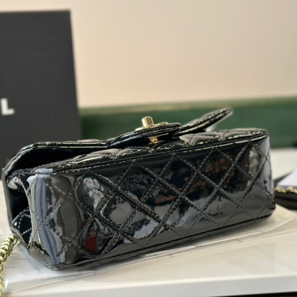Chanel Mini Classic Handbag With Top Handle Black 20Cm/7.8in As2431 B18237 94305 view 5