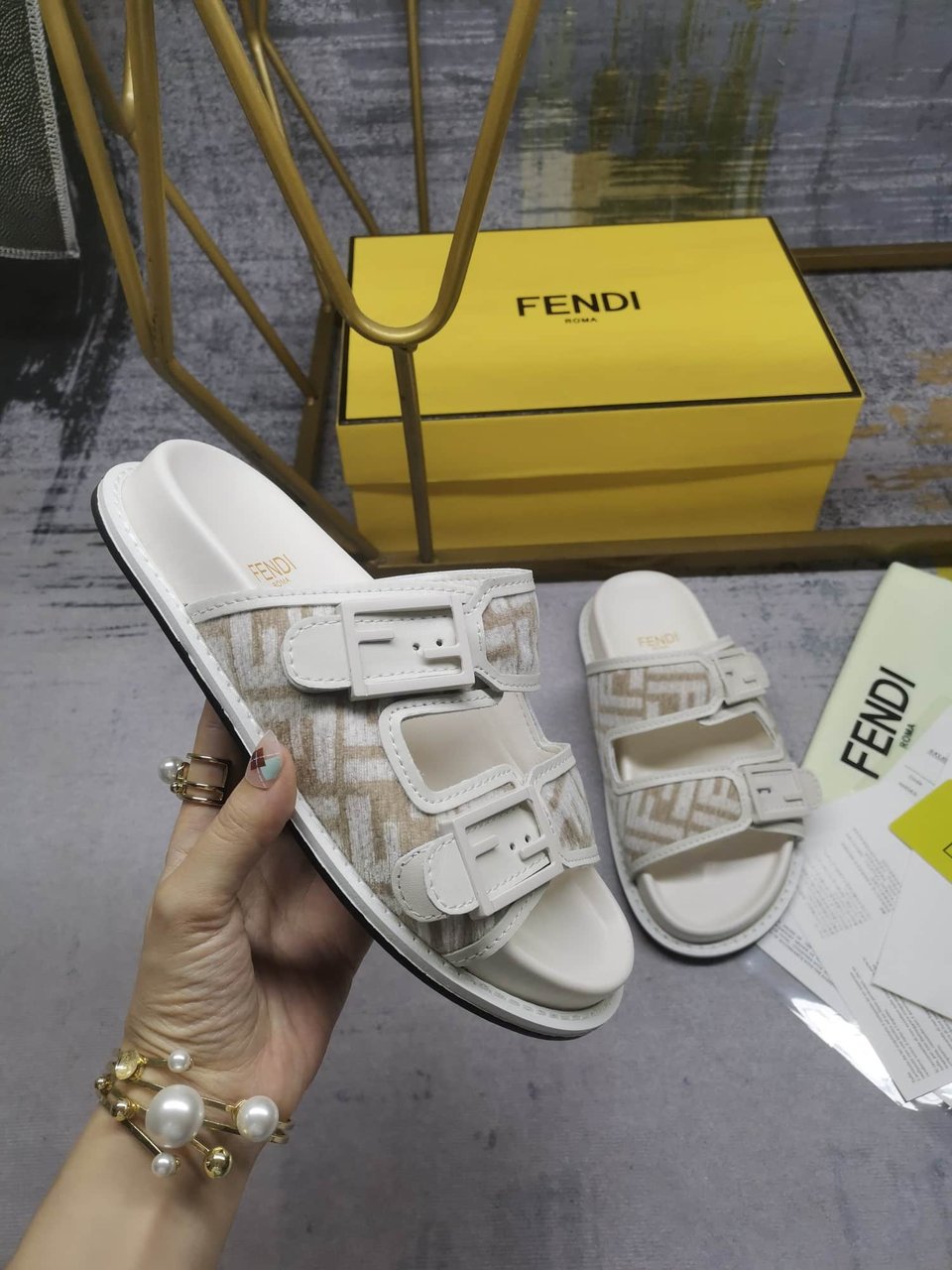 Fendi Feel Dove Grey Ff Chenille Slides White view 3