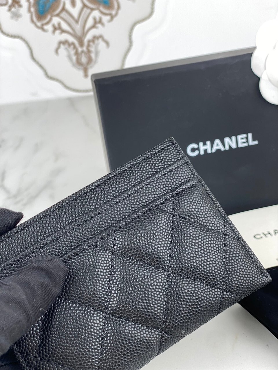 Chanel Card Holder 19.5 Black Grained Calfskin Gold Icon view 5