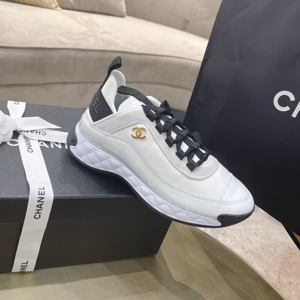 Chanel CC Runner Sneakers White/Black view 8