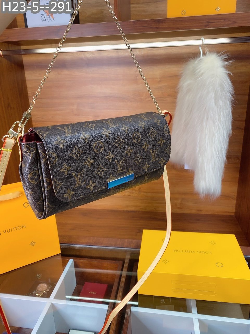 Louis Vuitton Favorite Mm Chain Shoulder Bag 24Cm view 7