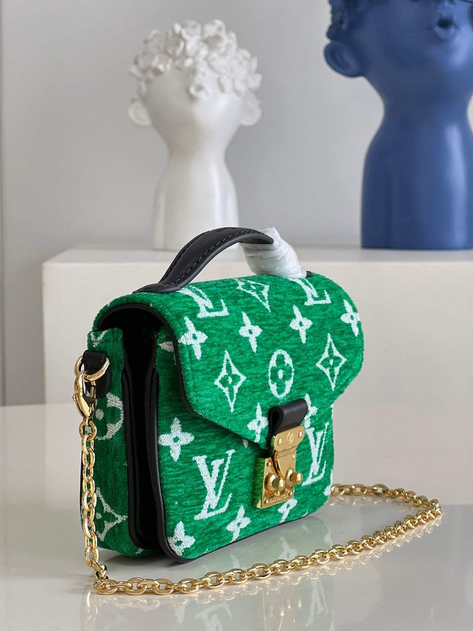 Louis Vuitton Micro M Tis 14Cm Green view 7