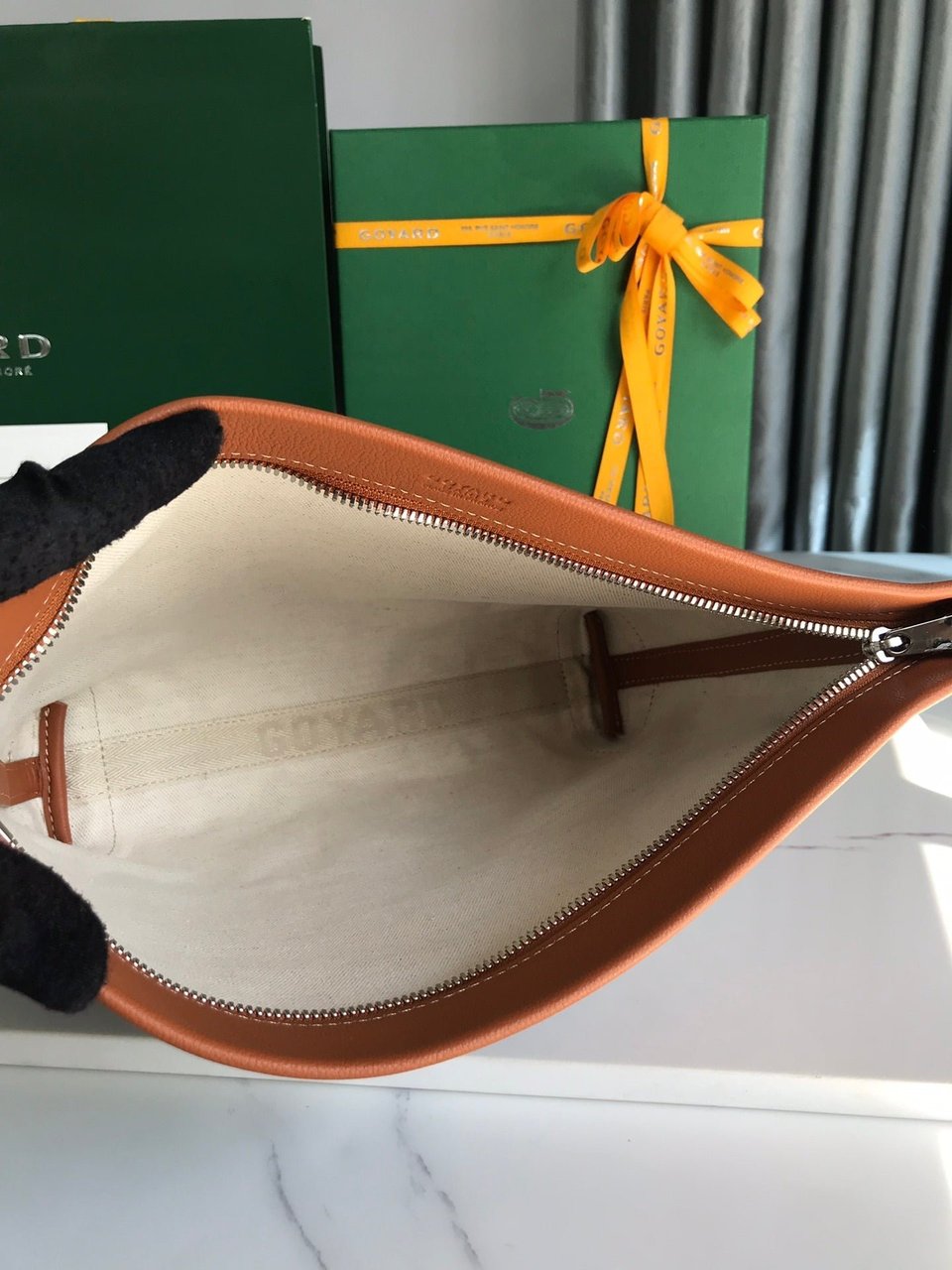 Goyard Conti Pouch 24 Cm Tan Lambskin And Black Goyardine Canvas view 8