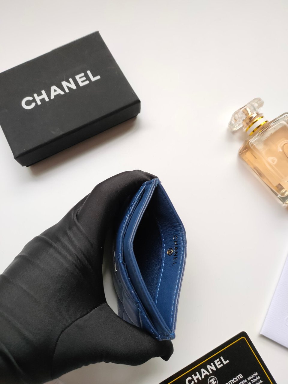 Chanel Card Holder 11.2 Navy Calfskin Gold Icon view 5