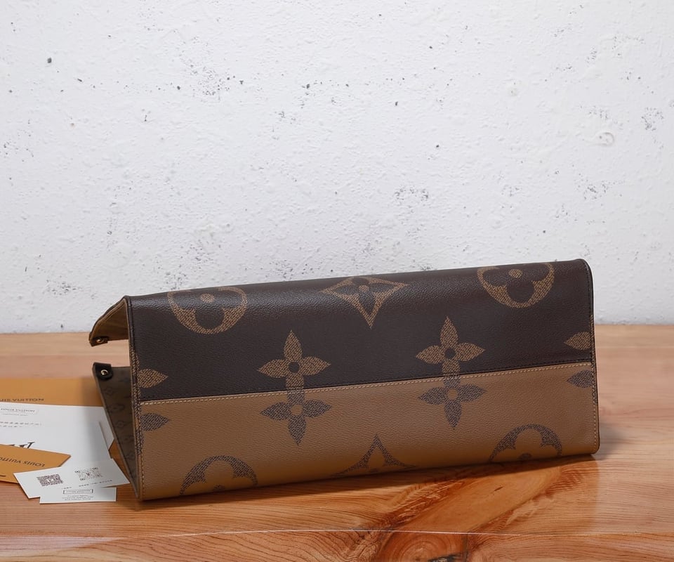 Louis Vuitton Onthego Gm Monogram Giant Canvas, Brown Monogram M45320 41cm view 15
