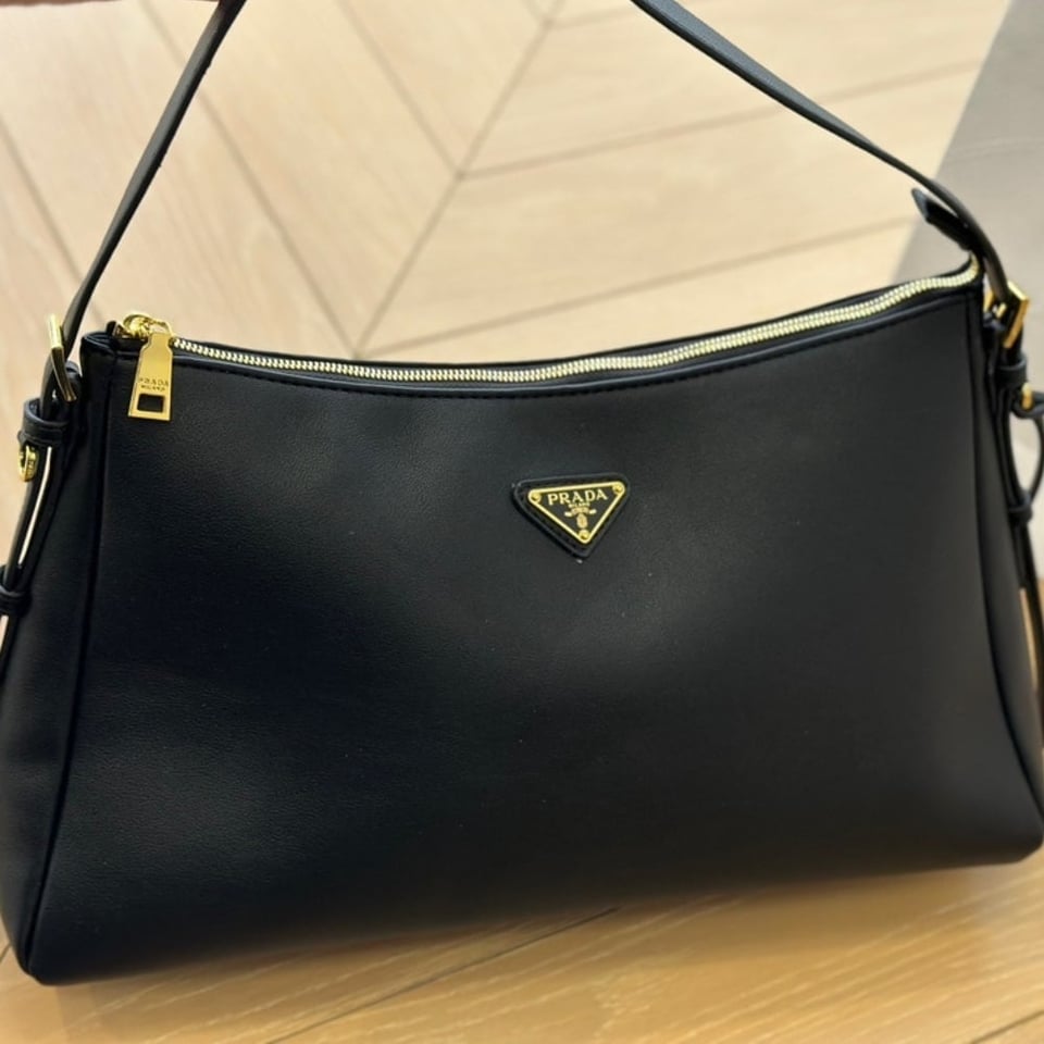 Prada Aimée Large Leather Shoulder Bag Black 39Cm view 3