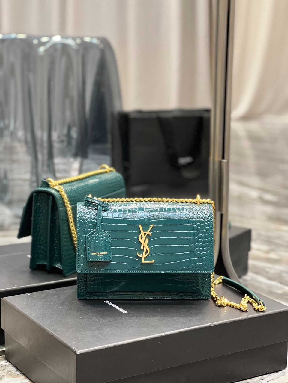 Saint Laurent Sunset Medium Chain Bag In Shiny Leather Mint view 11