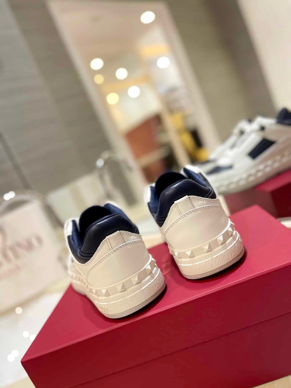 Valentino Garavani Freedots Low Top Sneaker In Calfskin Blue 4Y2S0H43Rdg Fc6 view 4