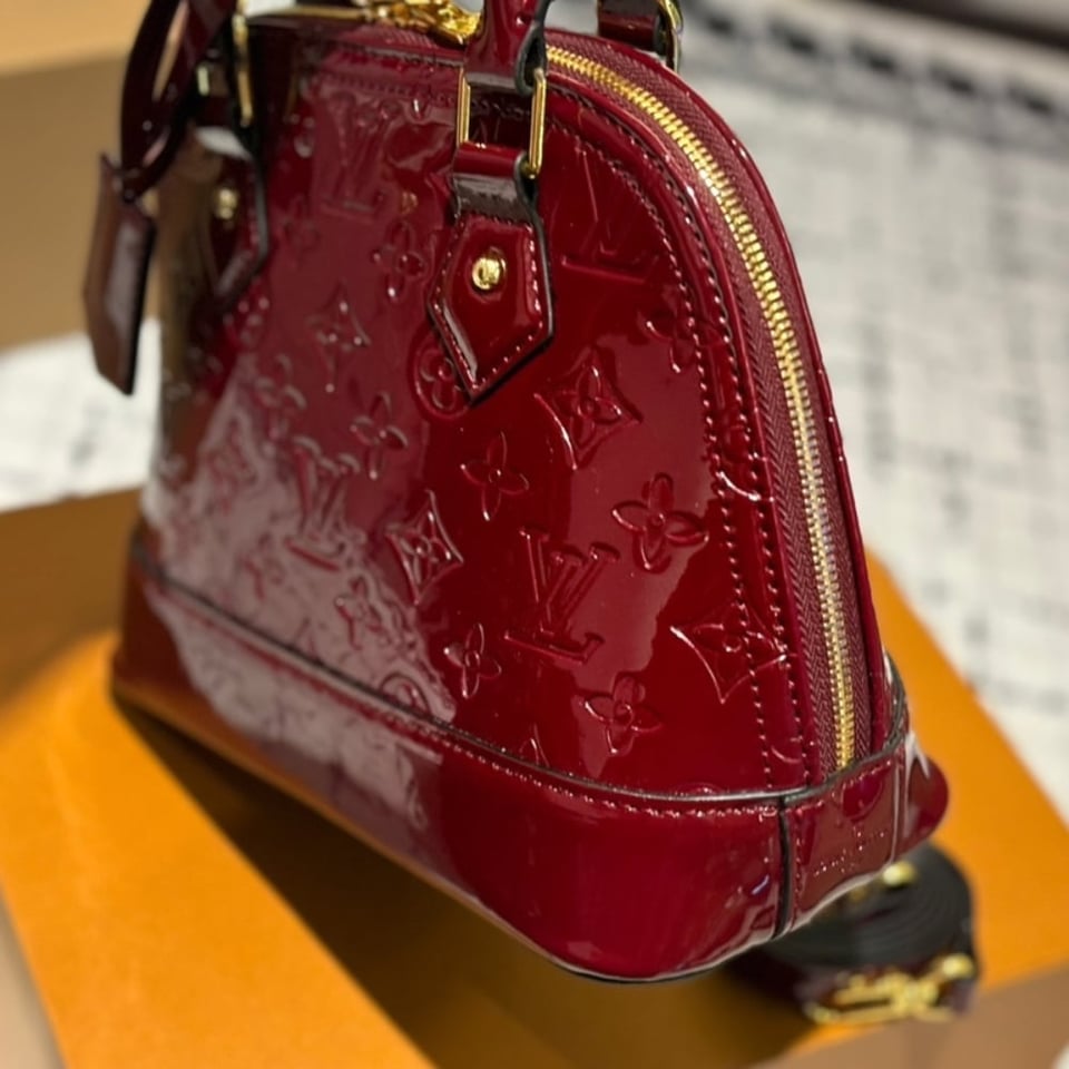 Louis Vuitton Alma Bb Monogram Vernis Leather Dark Red 23Cm view 6