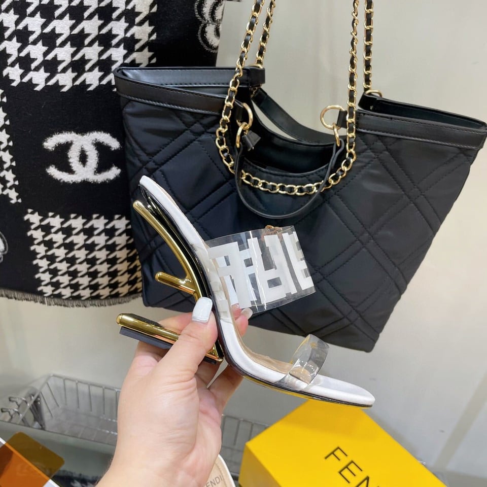 Fendi First Ff Transparent Plastic Handle White view 3