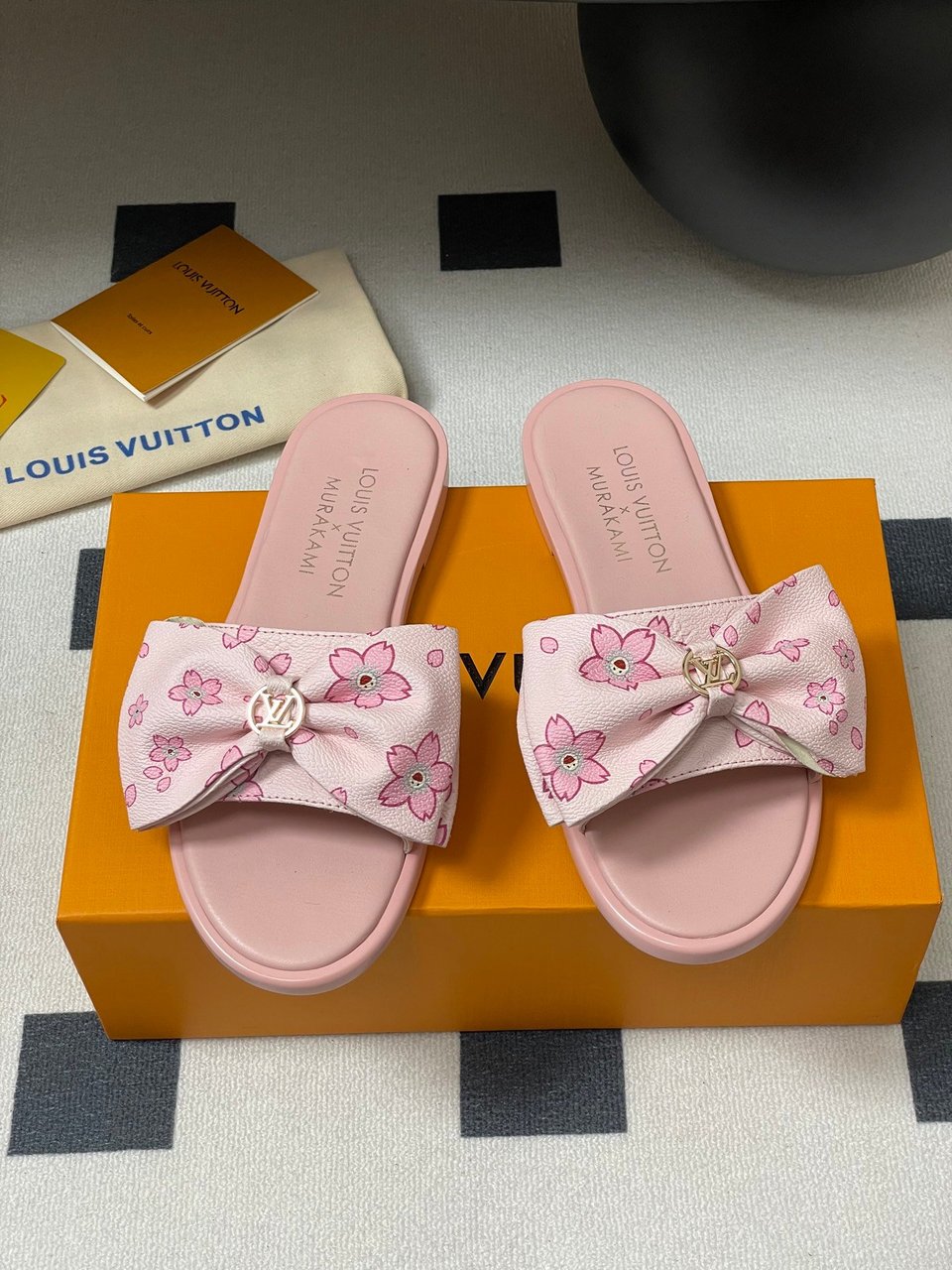 Louis Vuitton x Takashi Murakami Lily Flat Mule Bow Slide Sandals Pink- White 1AGVYA view 5
