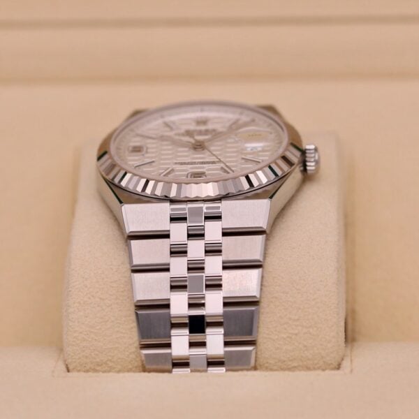[Superclone] Rolex Land-Dweller 36mm Intense White Rolesor Dial Flat Jubilee 127234 view 3