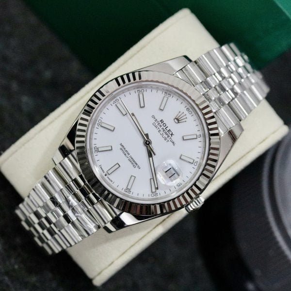 [Superclone] Rolex Datejust 41mm White Dial Jubilee 126334 view 4
