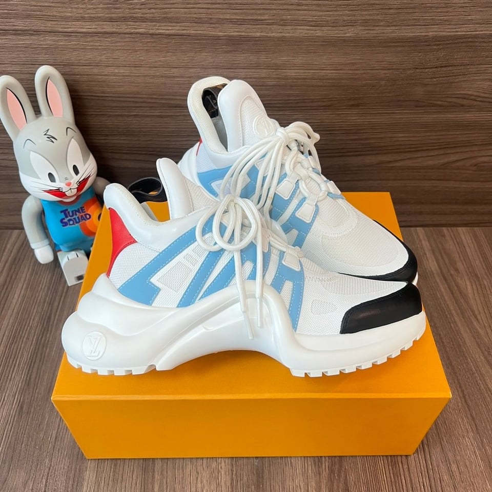 Louis Vuitton Archlight Sneaker Blue 1Abi63 view 3