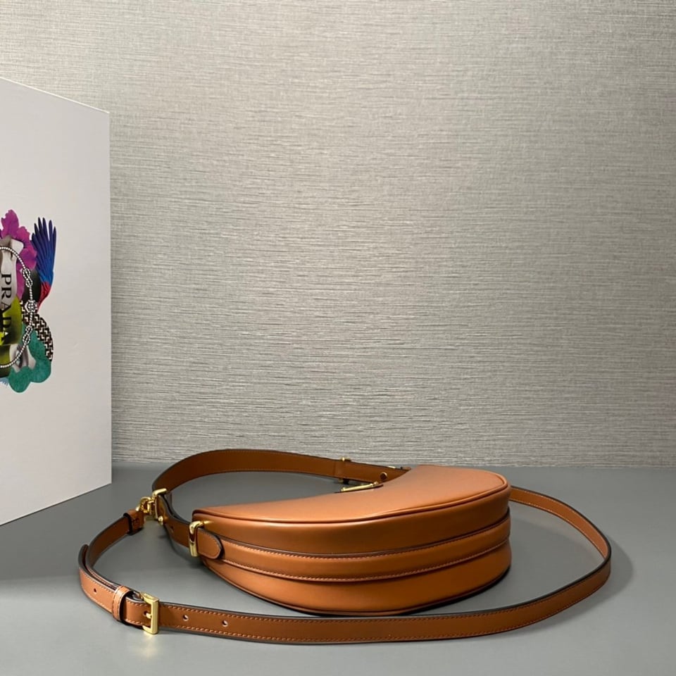 Prada Arqué Leather Shoulder Bag Cognac 22.5cm view 8