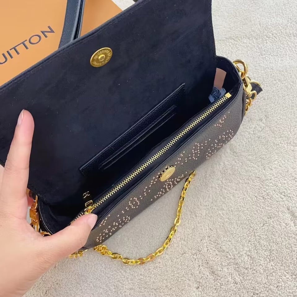 Louis Vuitton Wallet On Chain Ivy Black 22Cm M82653 view 6