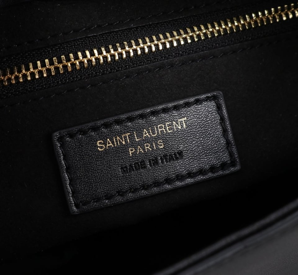 Saint Laurent Le 5 A 7 Hobo Bag In Smooth Leather Black Gold 23Cm view 6