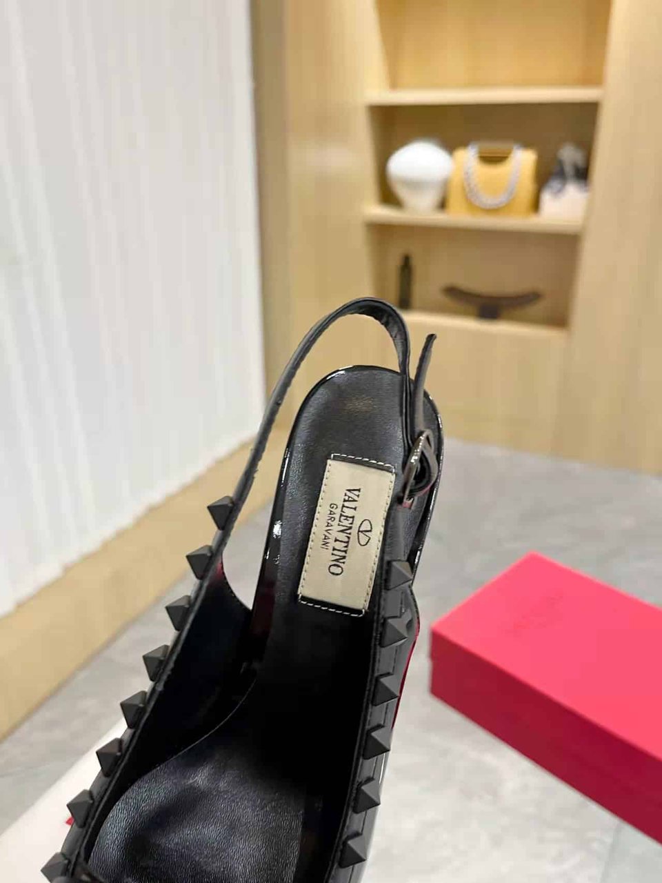 Valentino Rockstud Bow Slingback Pump In Patent Leather With Matching Studs Black 4W2S0Ib8Ixh 0No view 3