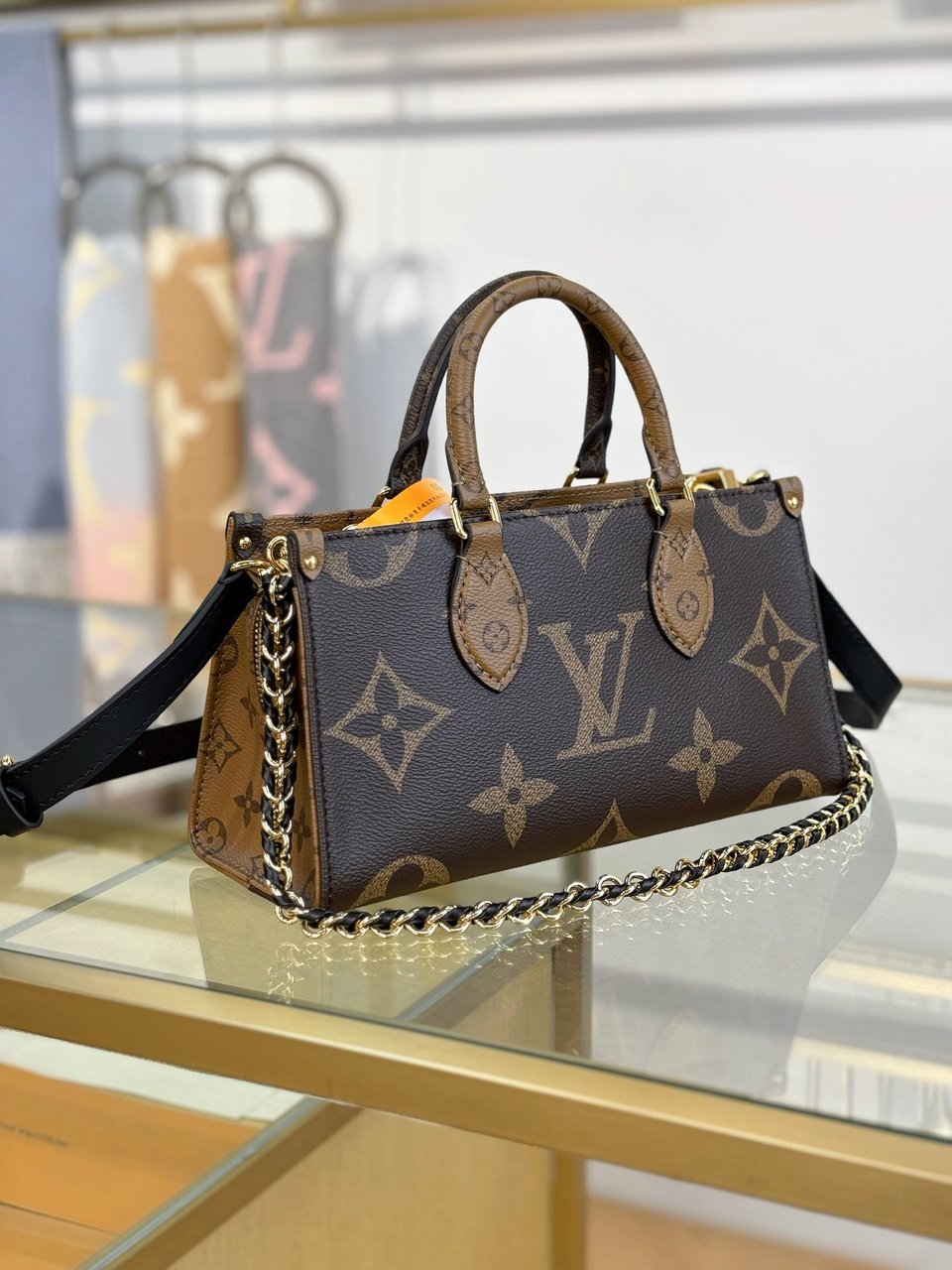 Louis Vuitton LV x TM OnTheGo East West Chain Bag ‘Black’ M14236 25cm/ 9.8in view 7