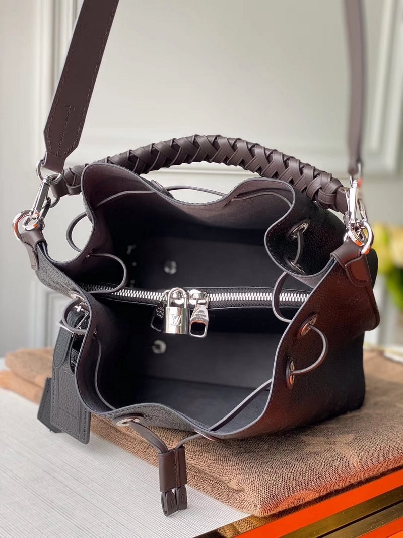 Louis Vuitton Muria Bucket 25Cm Black M55800 view 11