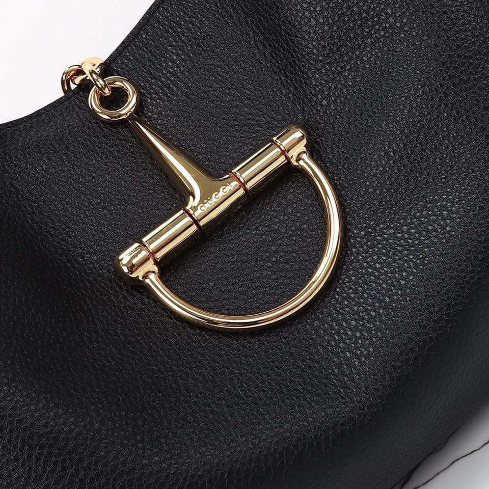 Gucci Softbit Maxi Shoulder Bag 46cm/18in view 7