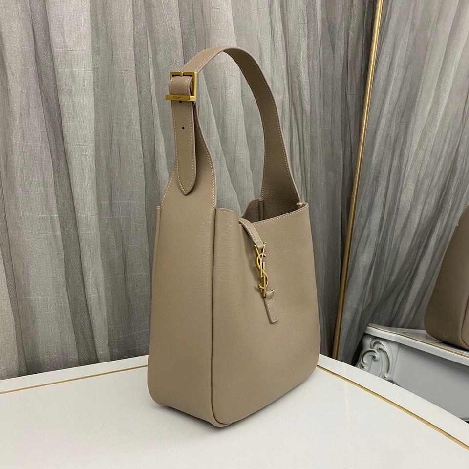 Saint Laurent Le 5 A 7 Soft Small Hobo Bag In Smooth Leather Grey view 4