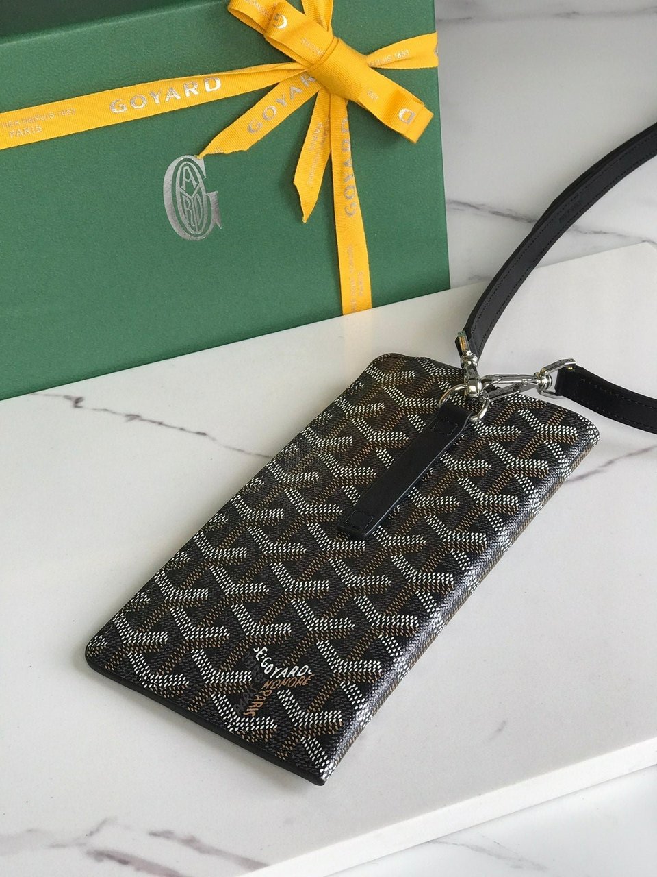 Goyard Montmartre Gm Case 18 Cm Black Goyardine Canvas view 8