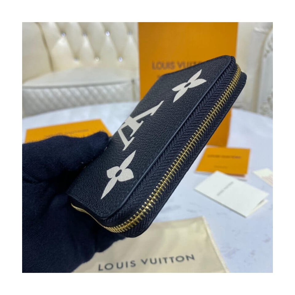 Louis Vuitton Zippy Coin Purse Wallet in Giant Monogram Leather view 5