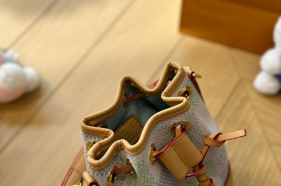 Louis Vuitton Nano No Damier Canvas Pistachio 16Cm N40640 view 8