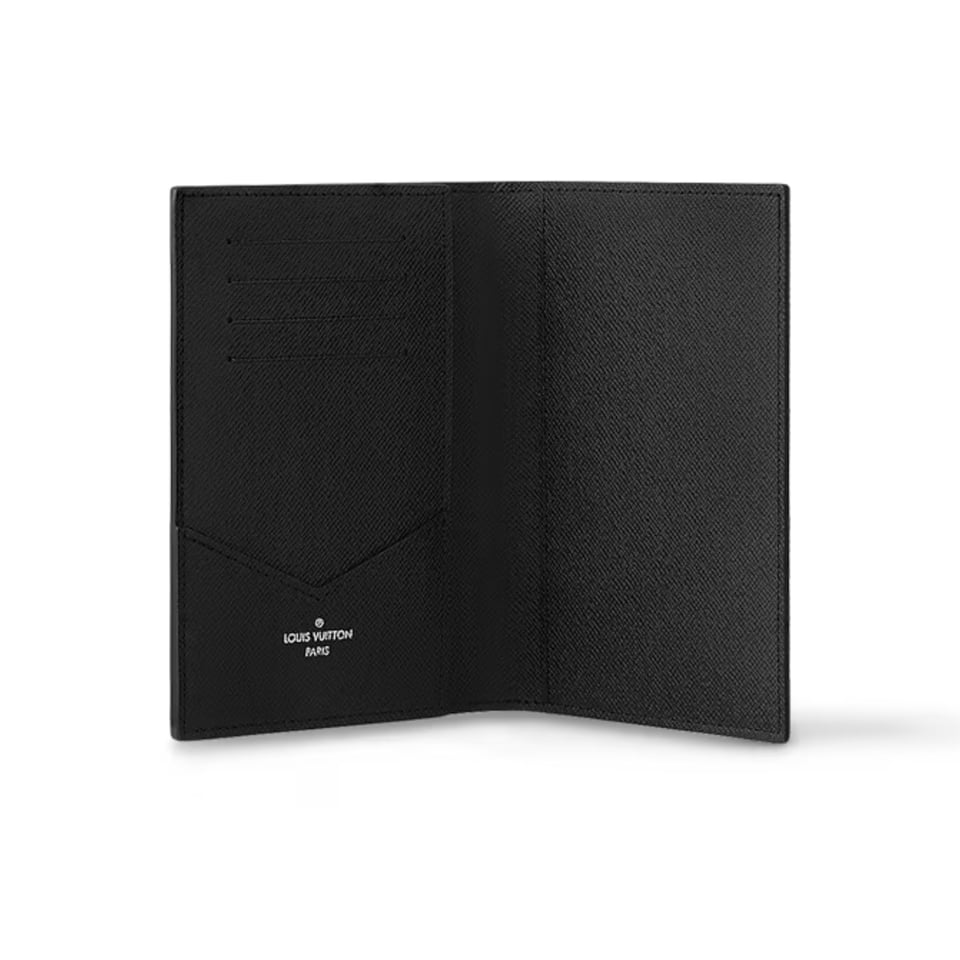 Louis Vuitton Passport Cover For Men 10cm M64501 view 4