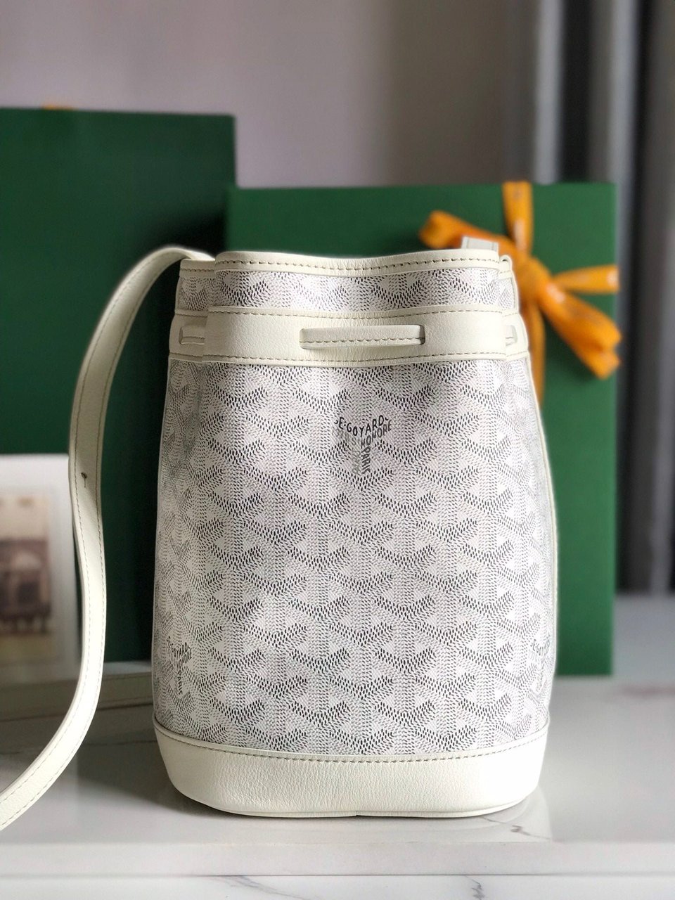 Goyard Petit Flot Bucket Bag 22 cm White Goyardine Canvas And Lambskin Trim view 5