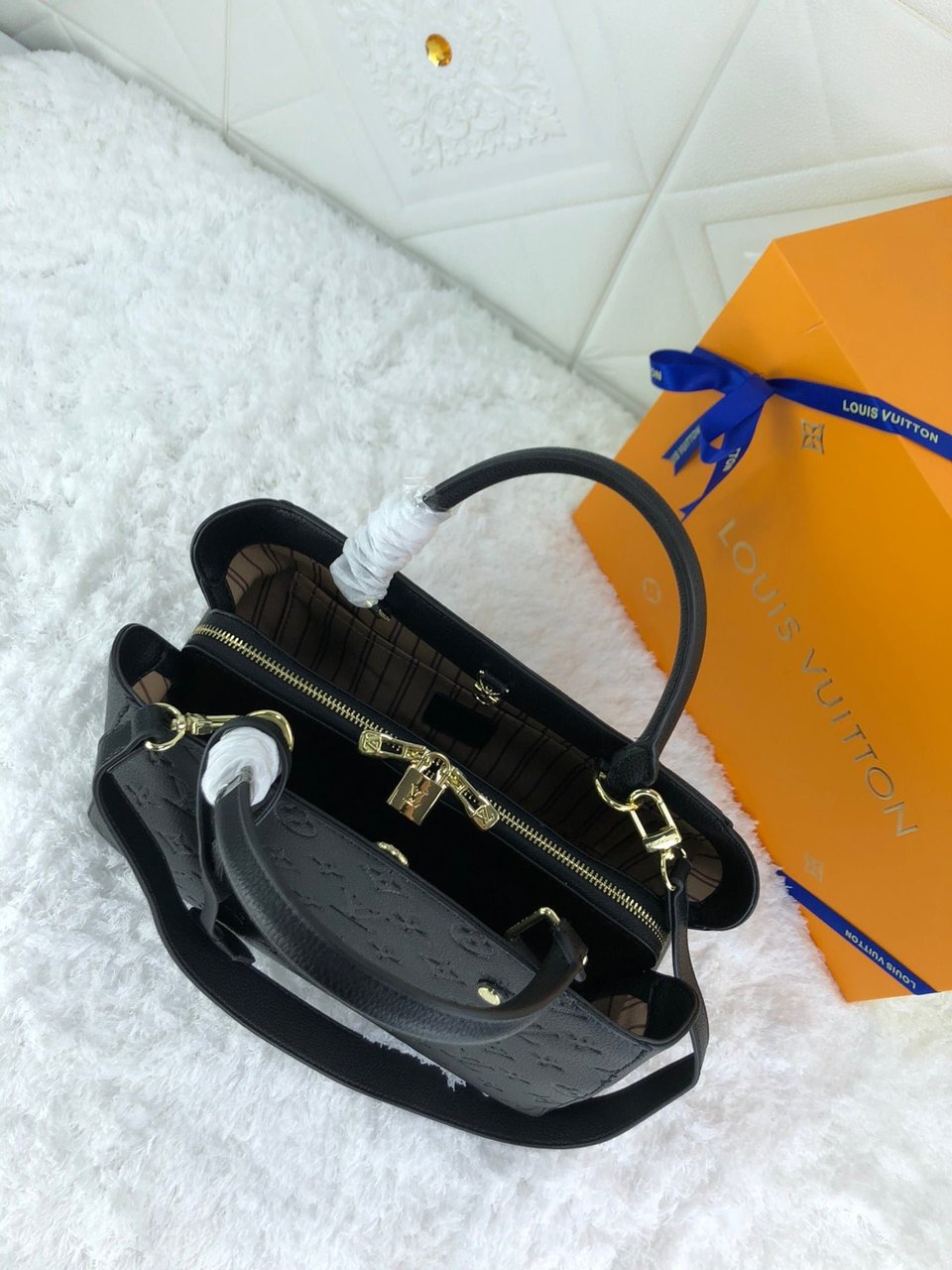 Louis Vuitton Montaigne Bb Empreinte Noir Black 33Cm view 3