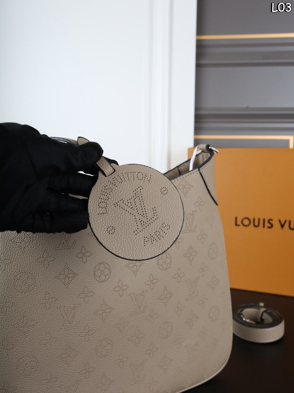 Louis Vuitton All Around PM Bag Galet Grey 25cm M27336 view 8