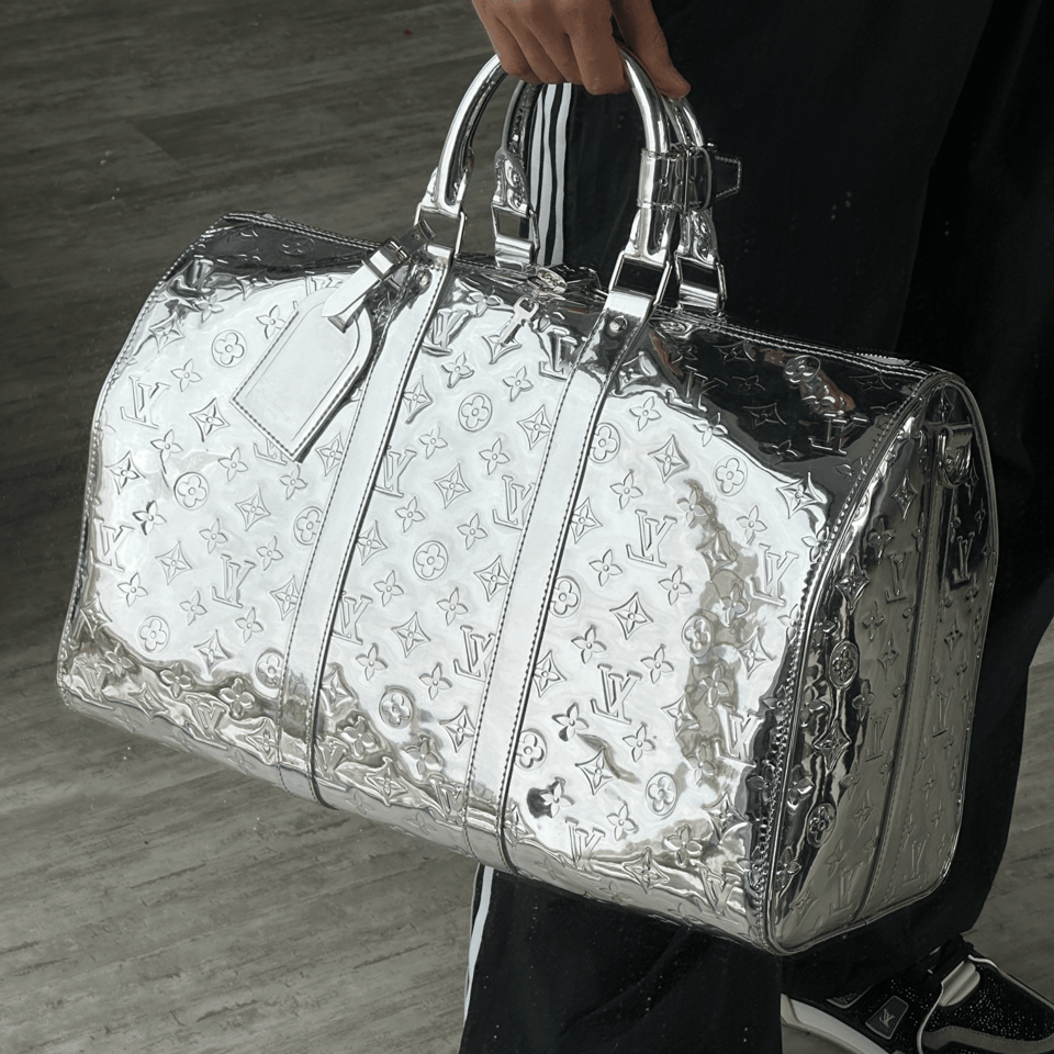 Louis Vuitton Keepall Bandoulière 50cm/19.7in M26766 view 3