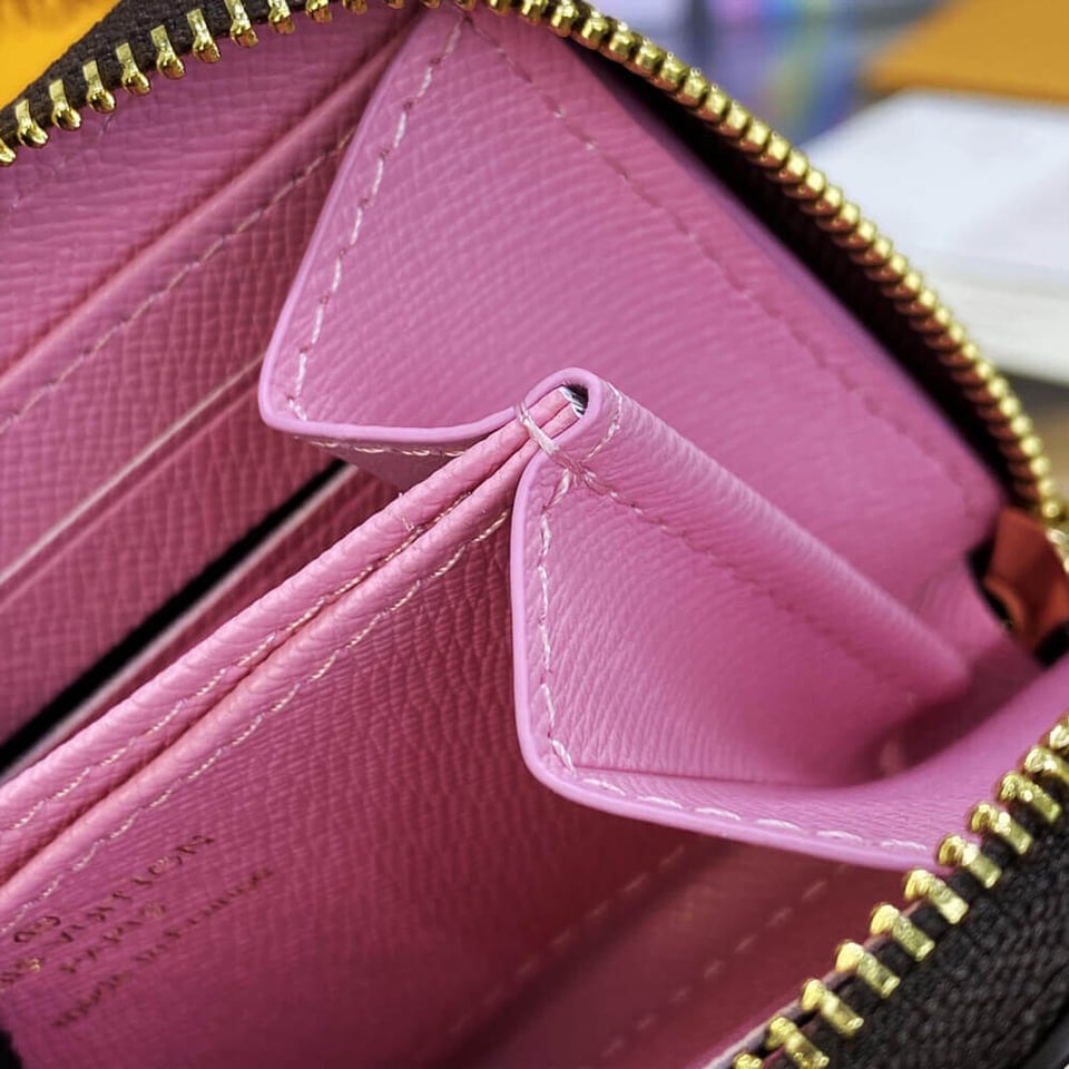 Louis Vuitton Christmas Animation 2022 Zippy Coin Purse Pink view 8