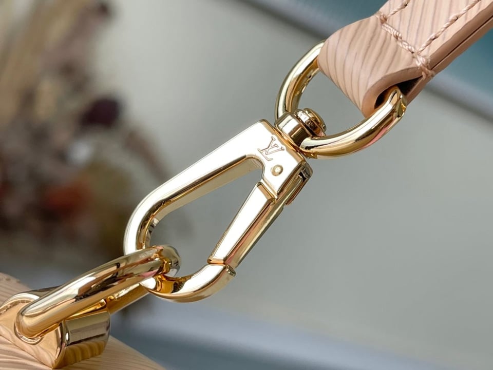Louis Vuitton Twist Mm 19Cm Pink view 4