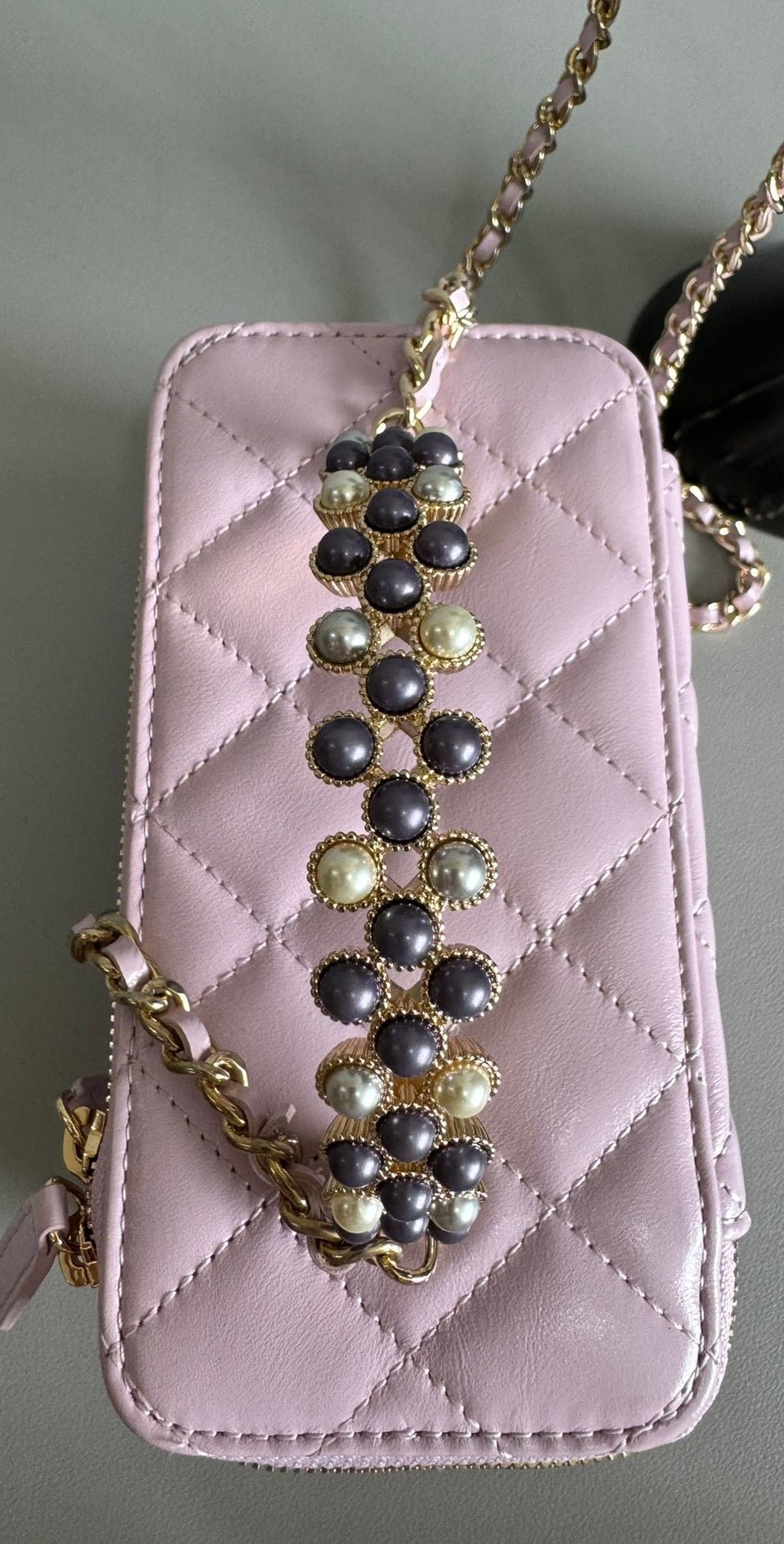 Chanel Vanity Case Pearl 17Cm Cotton Candy Lambskin Gold Hardware view 8