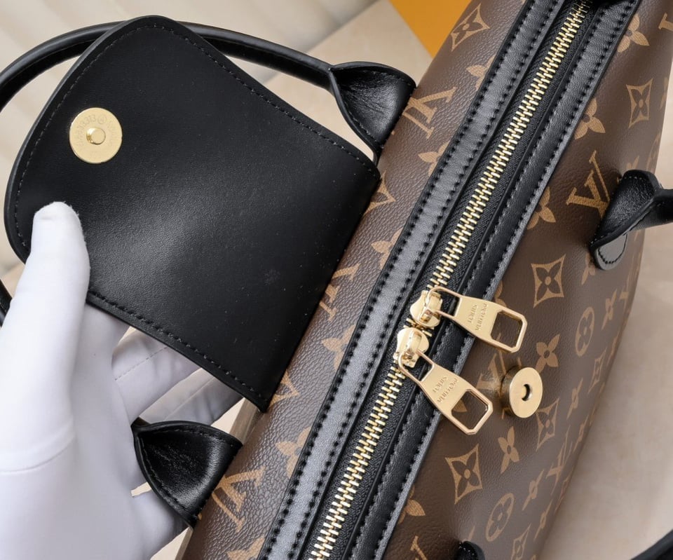 Louis Vuitton Tote Bag Monogram Canvas Black 26Cm view 6