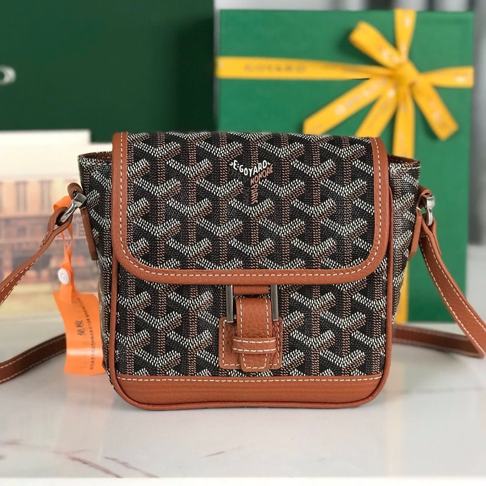 Goyard Grand Bleu 16 Cm Black Goyardine Canvas And Tan Lambskin view 2