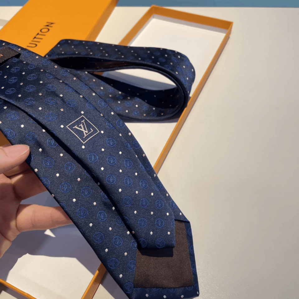 Louis Vuitton Navy Polka Monogram Silk Tie For Men view 5