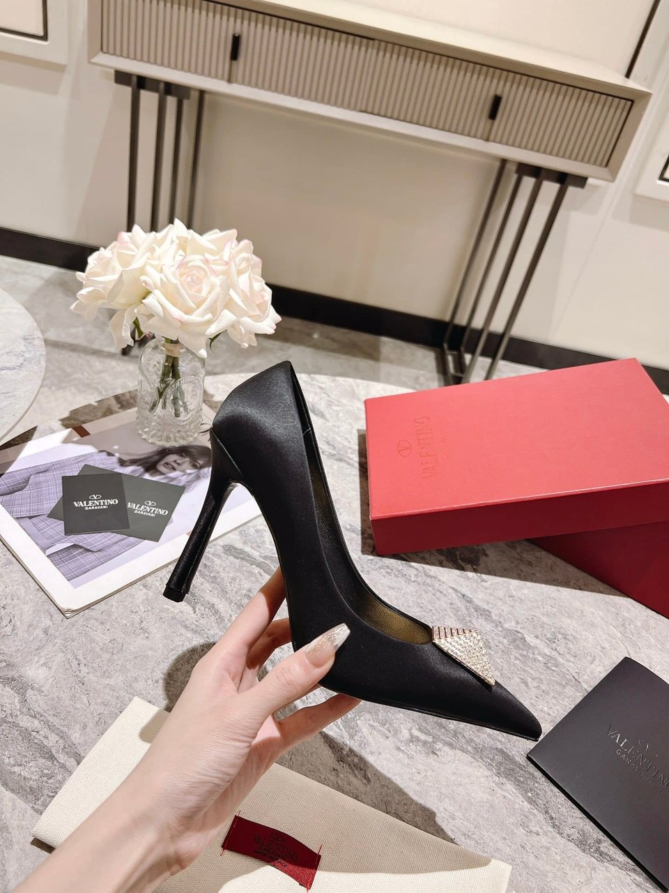Valentino Garavani One Stud Pump With Crystals Black 1W2S0Fh8Xic Edm view 8