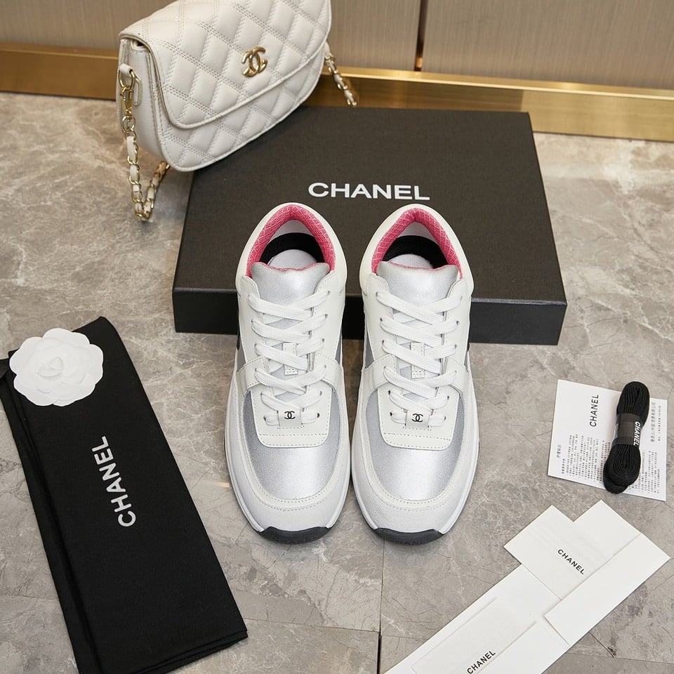 Chanel Suede And Leather Cc Low Top Sneakers White Pink view 6