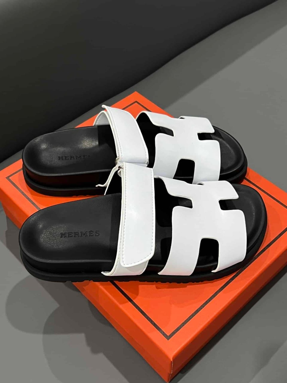 Hermes Chypre Sandal Blanc Calfskin White H222100Z 90345 view 8